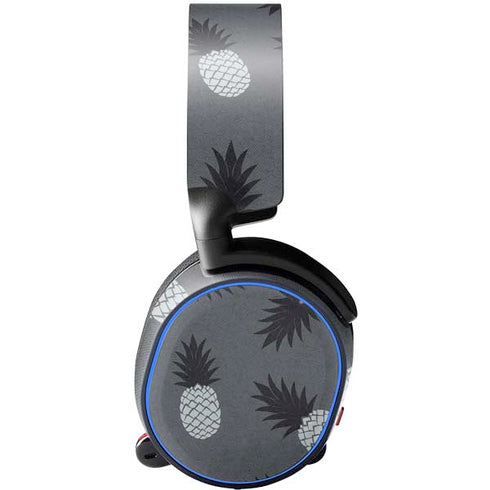 Black and White Pineapples SteelSeries Arctis 3 Skin